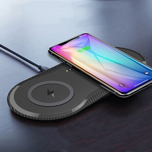 Chargeur sans fil double pour téléphones portables