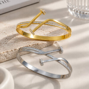 Bracelet en acier inoxydable pour femme