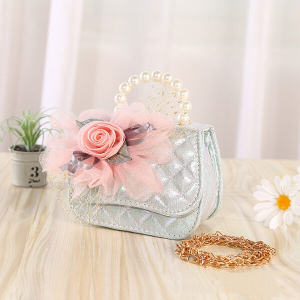 Sac à bandoulière portable en maille « Flower » avec perles