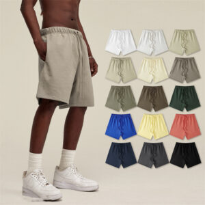 Short ample unie pour homme