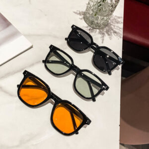 Nouvelles lunettes de soleil carrées à monture simple et audacieuse